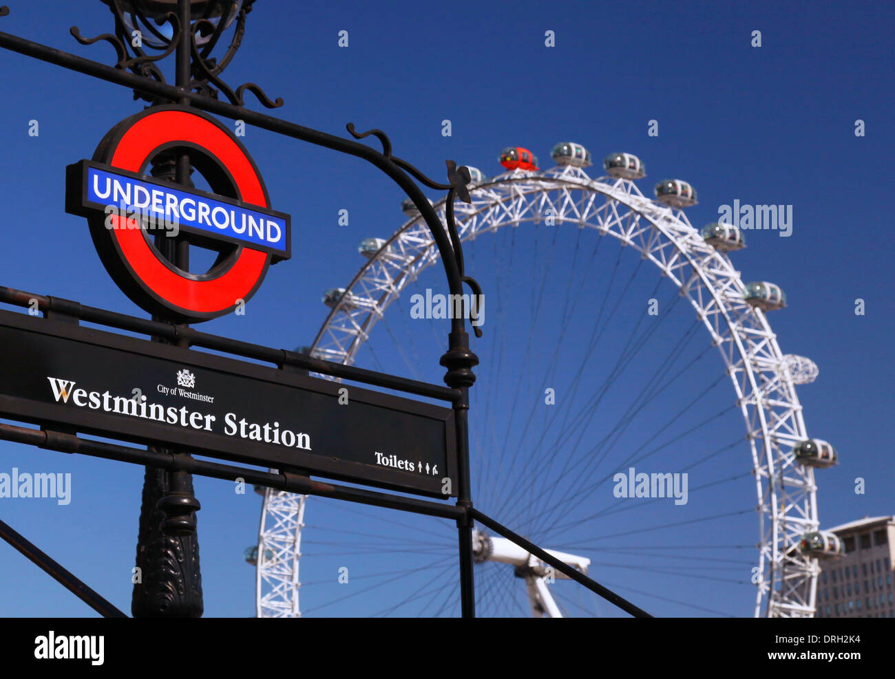 Le métro de Londres et le London Eye Banque D'Images