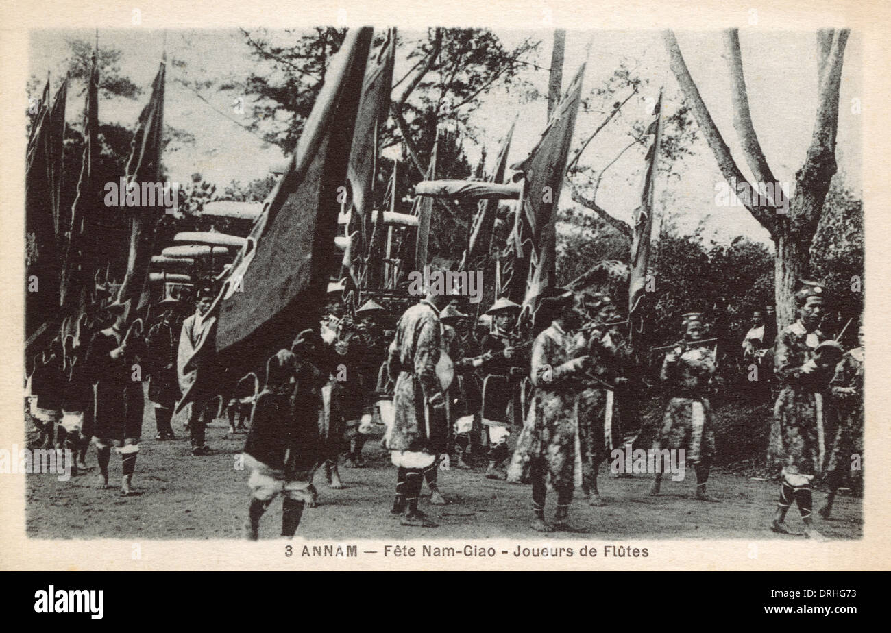 Vietnam - Hue - Festival - flûtistes Nam-Giao Banque D'Images