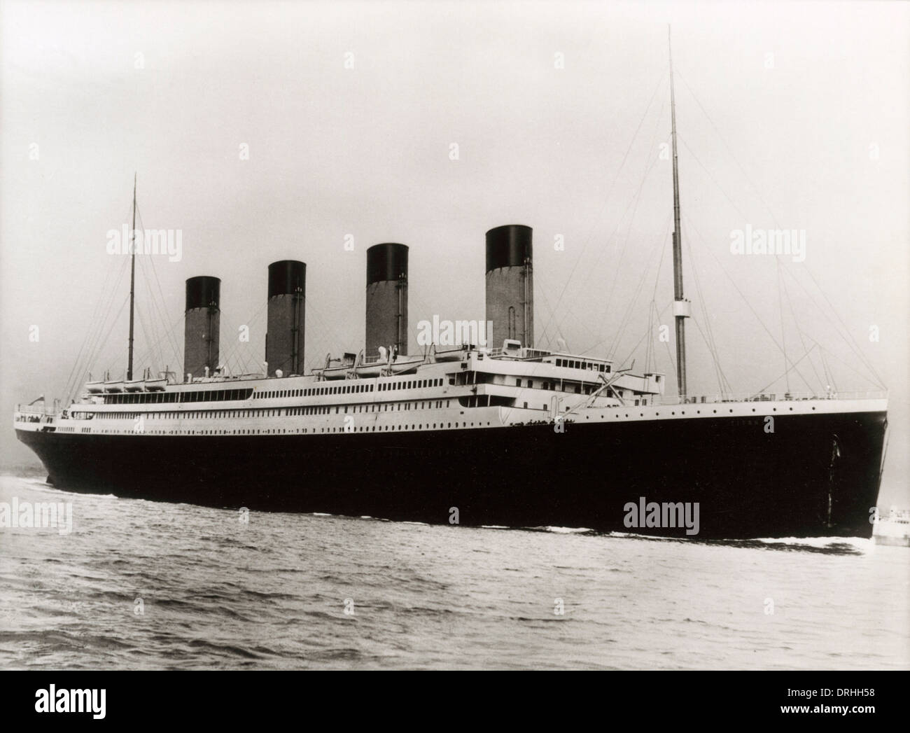 RMS Titanic en mer Banque D'Images
