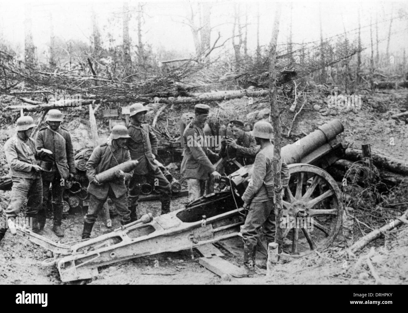 Artilleurs allemands avec obusier de 15 cm, France, WW1 Banque D'Images