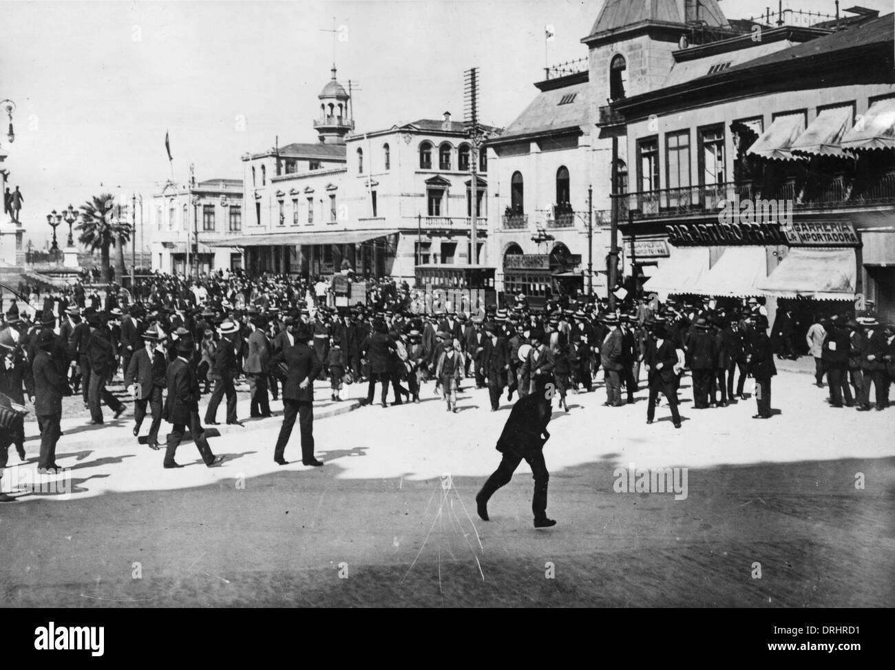 Scène de rue, côte sud-américaine, WW1 Banque D'Images