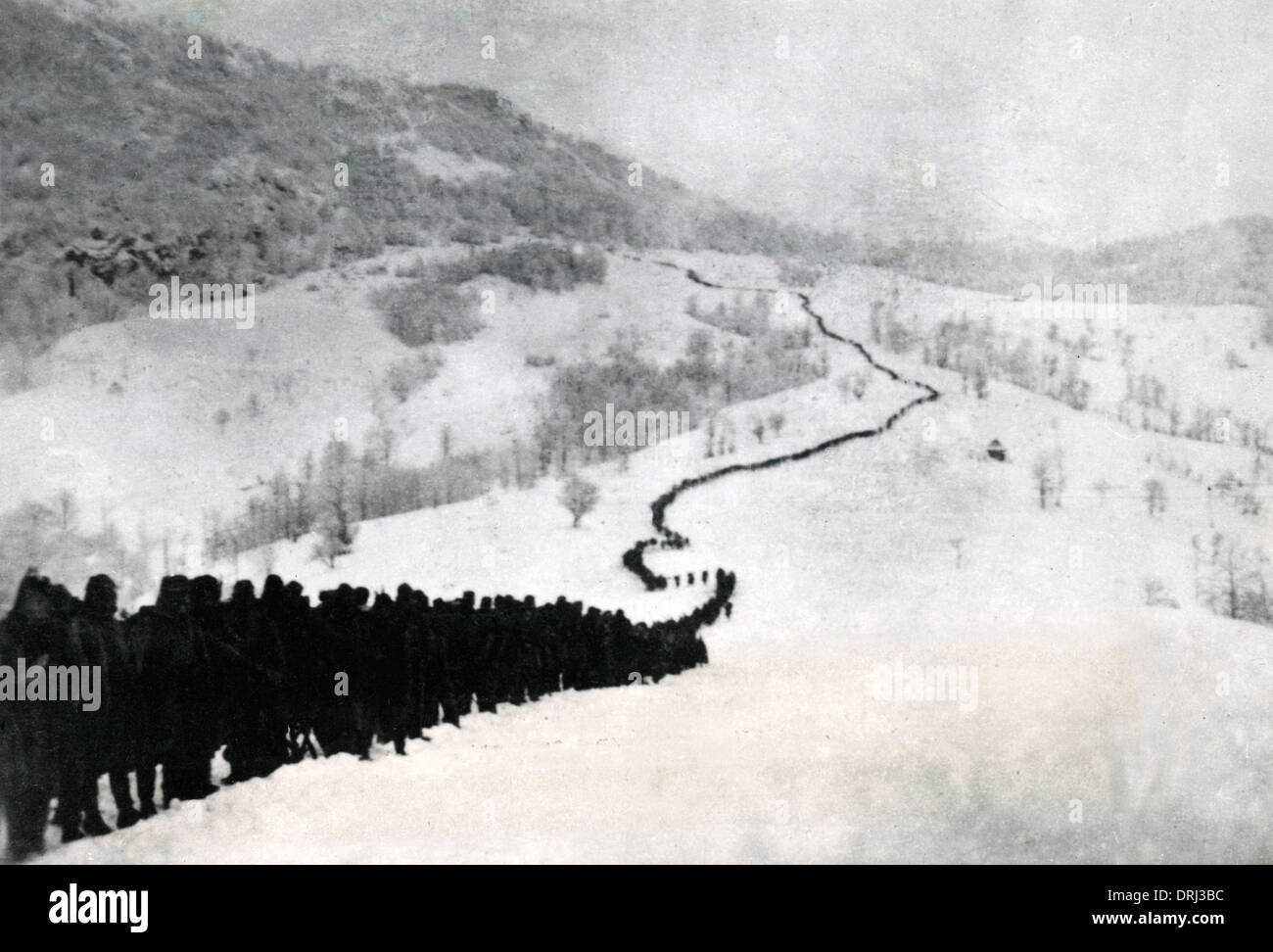 Les troupes autrichiennes dans la neige profonde, Serbie, WW1 Banque D'Images
