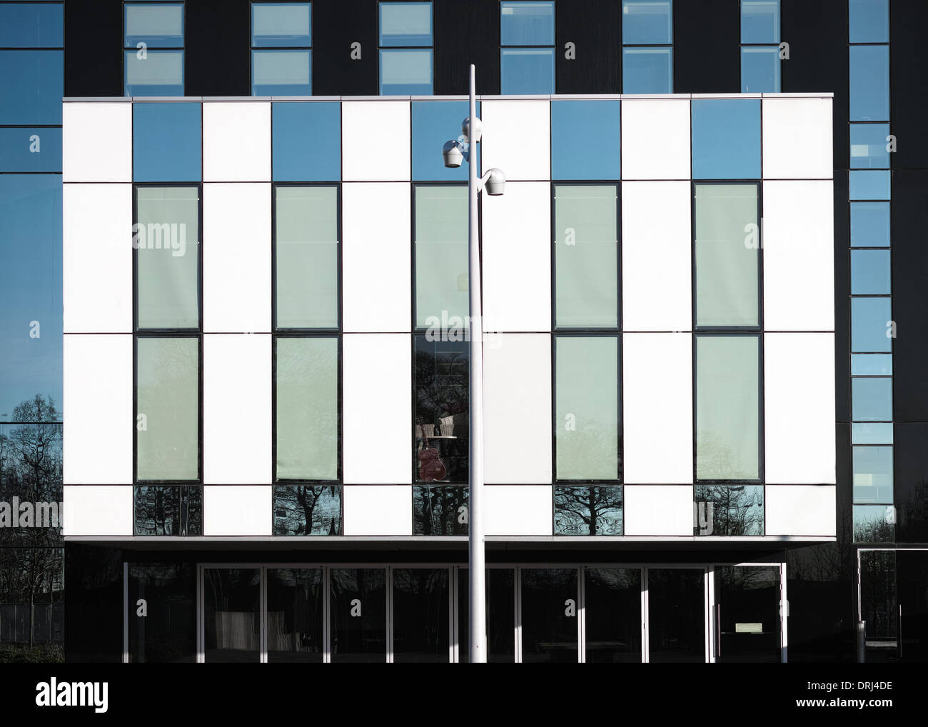 Corby Corby, Cube, en Angleterre. Banque D'Images