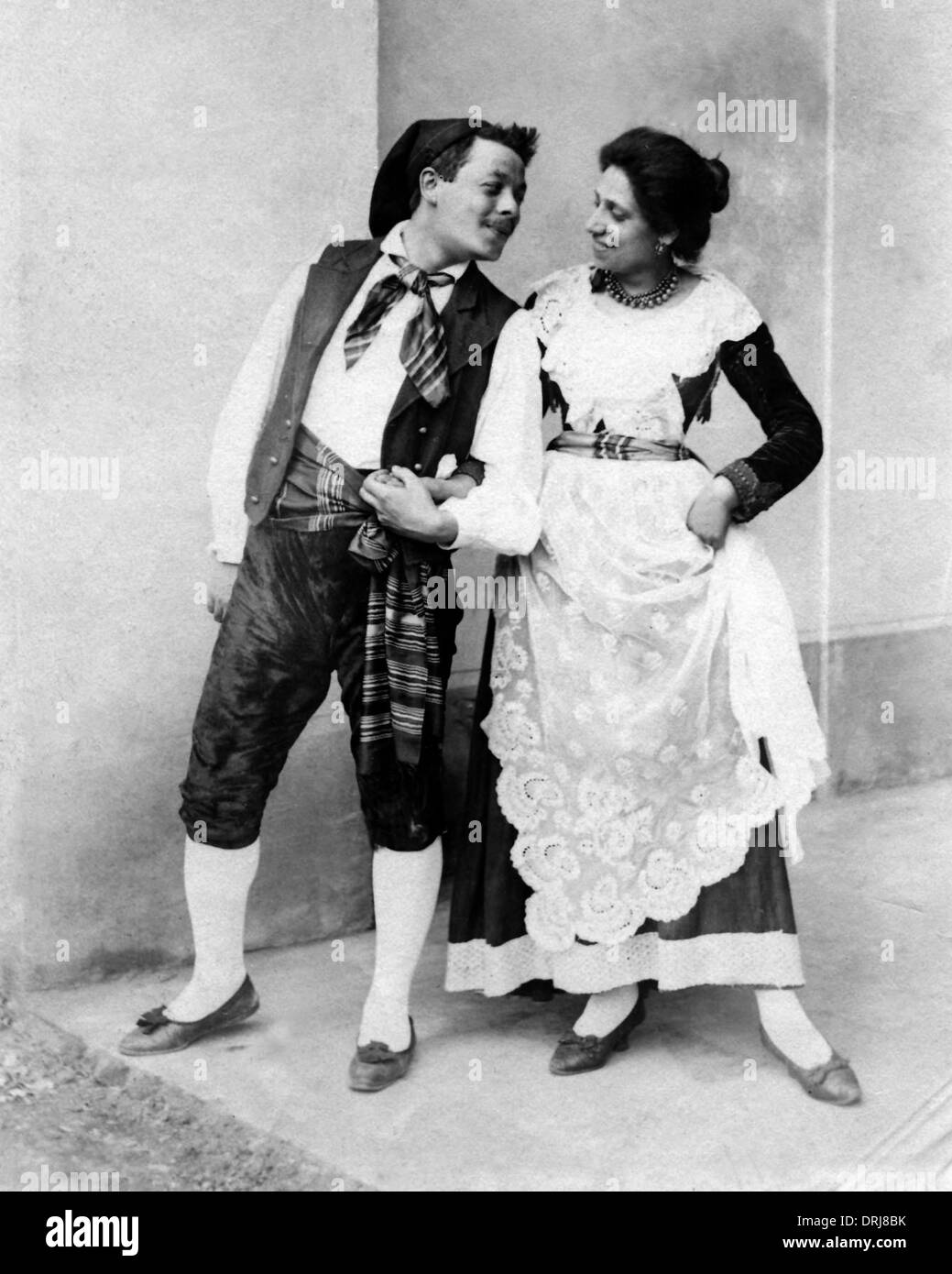 Tarantella Folk Dancers, Italie Banque D'Images