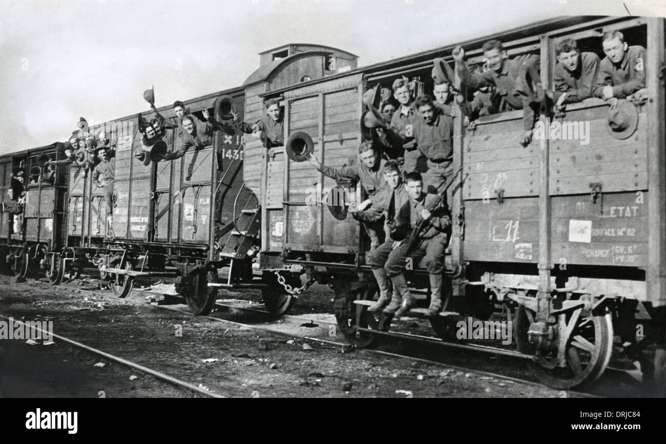 5ème Marines américains sur un train de troupes, France, WW1 Banque D'Images
