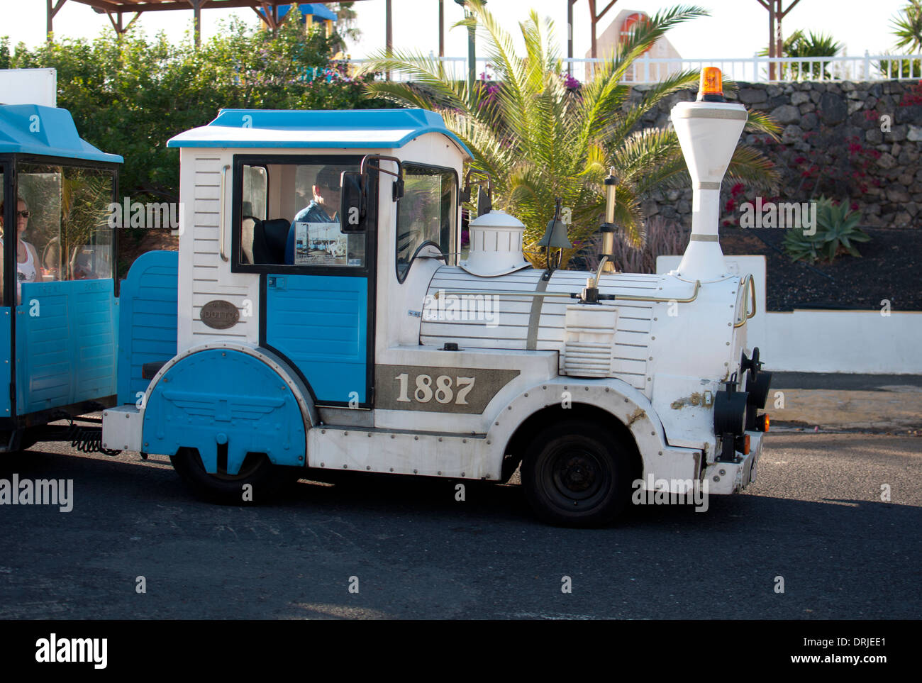 Le road train, Caleta de Fuste, Fuerteventura, Îles Canaries, Espagne. Banque D'Images