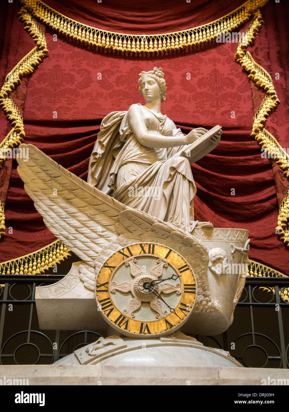 Affiché dans le Hall de la Statuaire le Capitole à Washington, D.C., est la sculpture de marbre 'Voiture de l'histoire créé en 1819 Banque D'Images