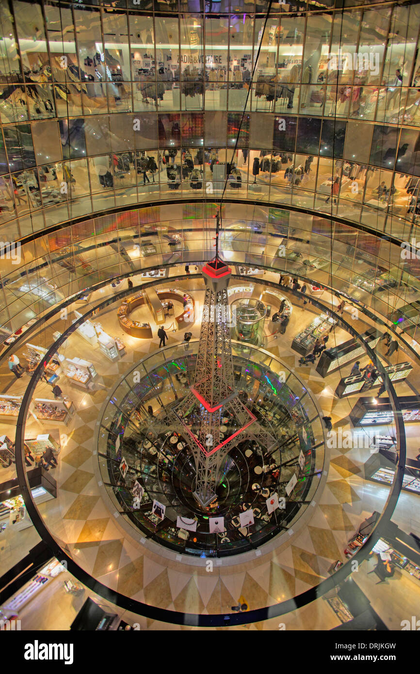 Architecture moderne des Galeries Lafayette, Berlin, Allemagne Banque D'Images