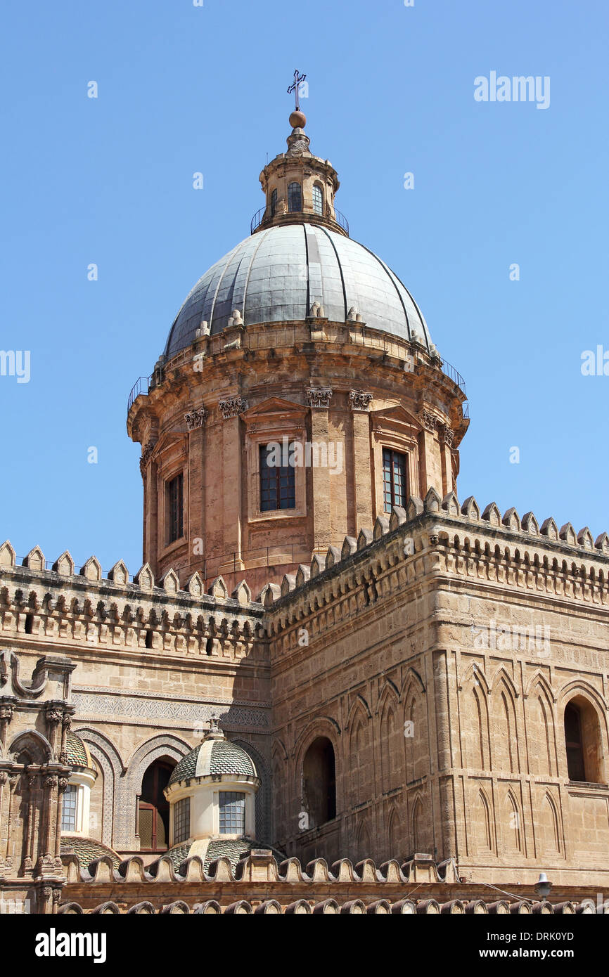 Coupole de la cathédrale de Vergine Maria Santissima Assunta in cielo, Palerme - Italie Banque D'Images