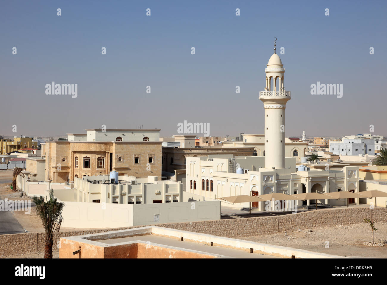 Mosquée dans le quartier résidentiel de Doha, au Qatar, au Moyen-Orient Banque D'Images
