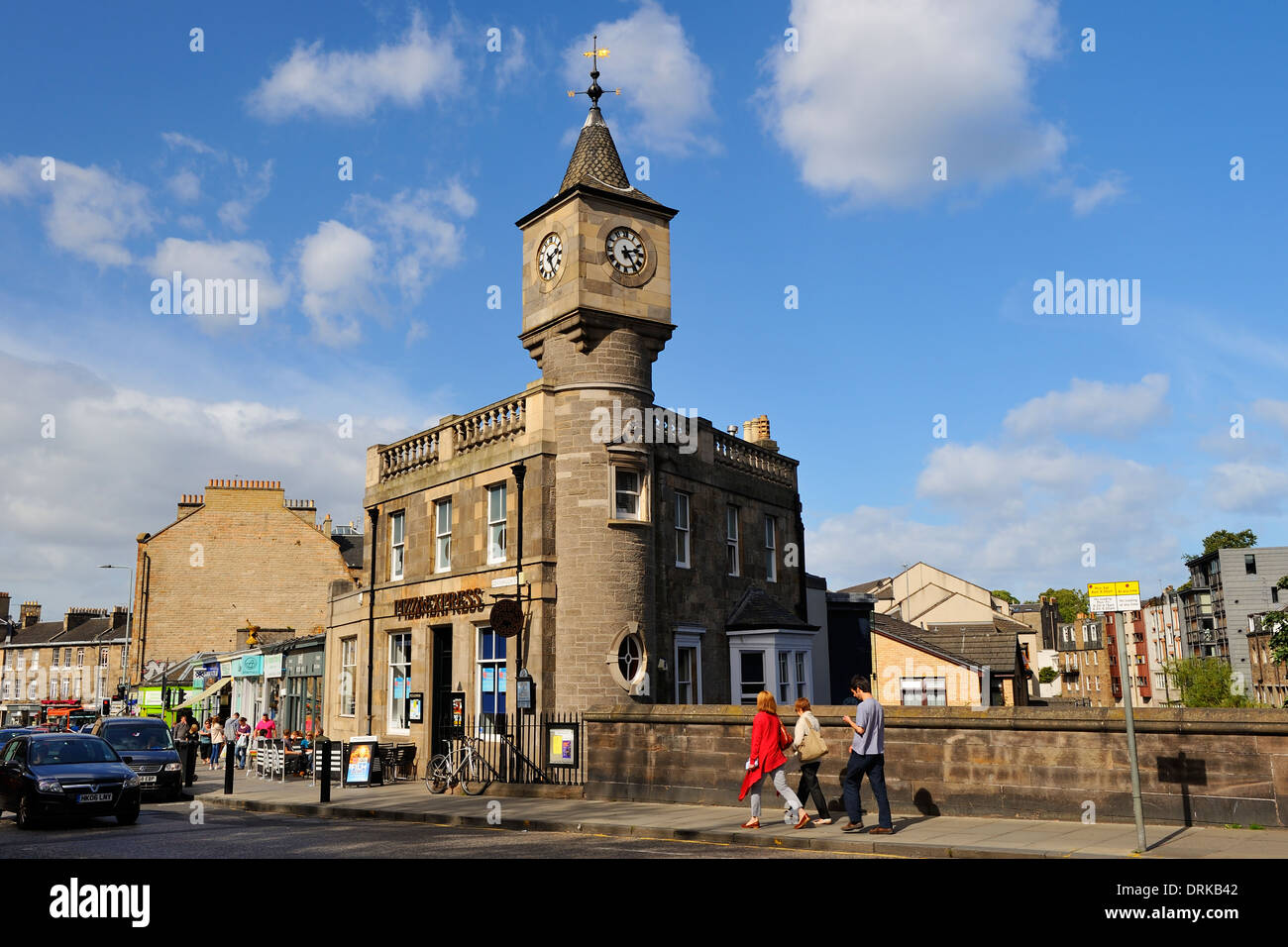 La tour de l'horloge (aujourd'hui Pizza Express) à Stockbridge au bord de l'eau de Leith, Édimbourg, Écosse Banque D'Images