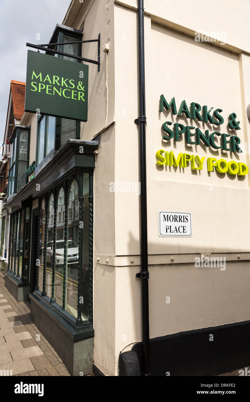 Marks & Spencer simply food shop logo Banque D'Images