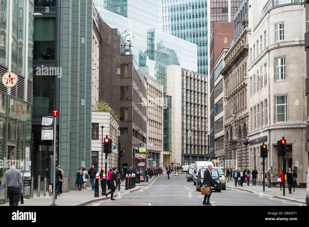 Le trafic et les employés de bureau, Fenchurch Street la ville de Londres, Angleterre Banque D'Images