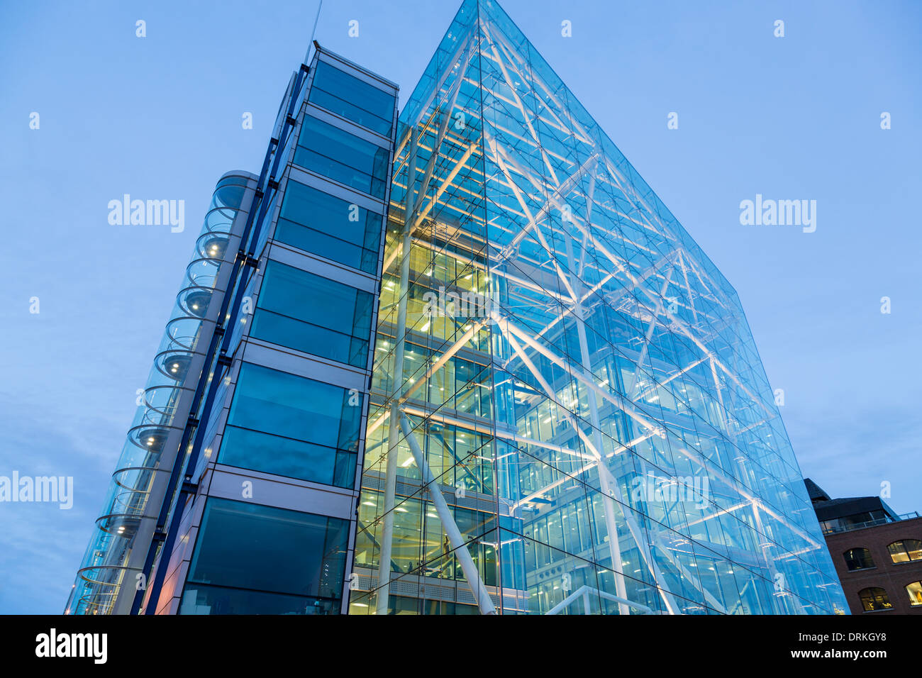 Tower Bridge House, bâtiment moderne en verre, Londres Banque D'Images