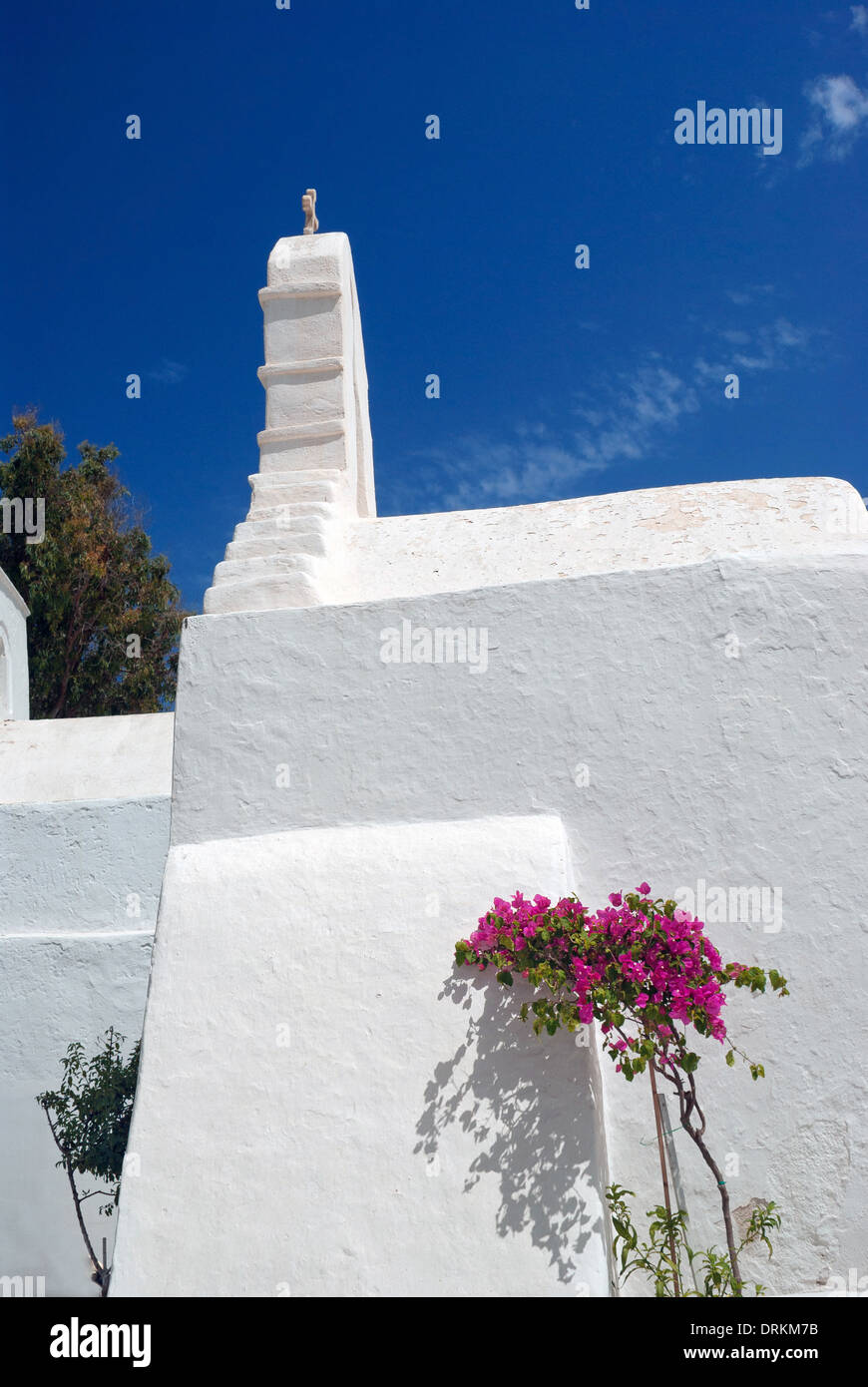 Beffroi de ciel bleu sur l'île de Mykonos, Grèce Banque D'Images