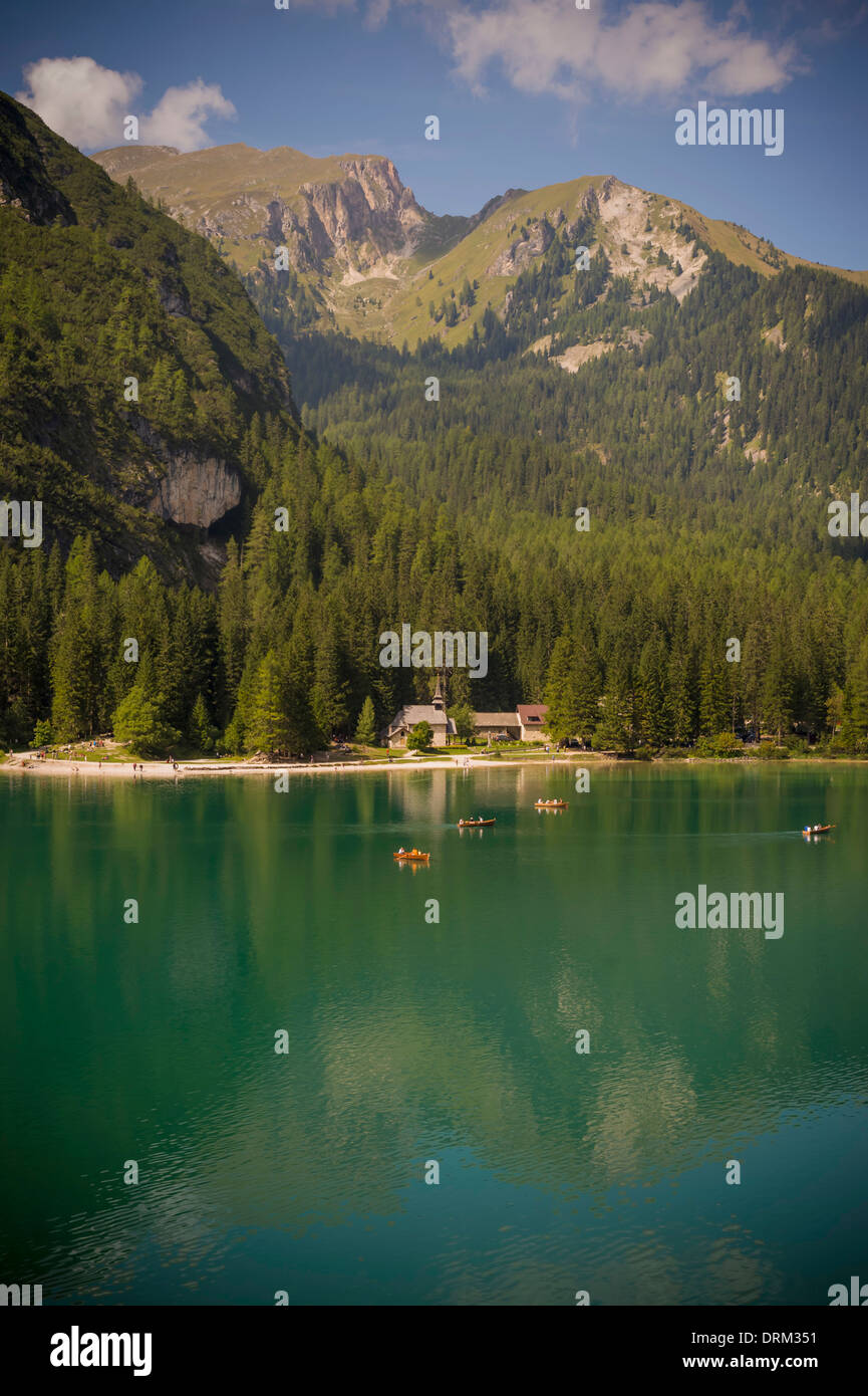 L'Italie, Trentin-Haut-Adige, Alto Adige, Val Pusteria, vue du lac Prags Banque D'Images