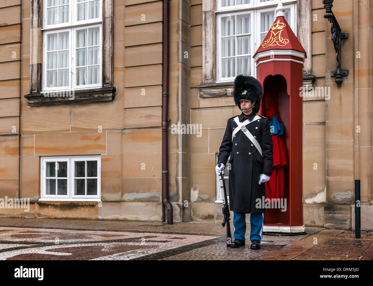 Les gardiens de la vie royale, le Palais d'Amalienborg, Copenhague, Danemark Banque D'Images