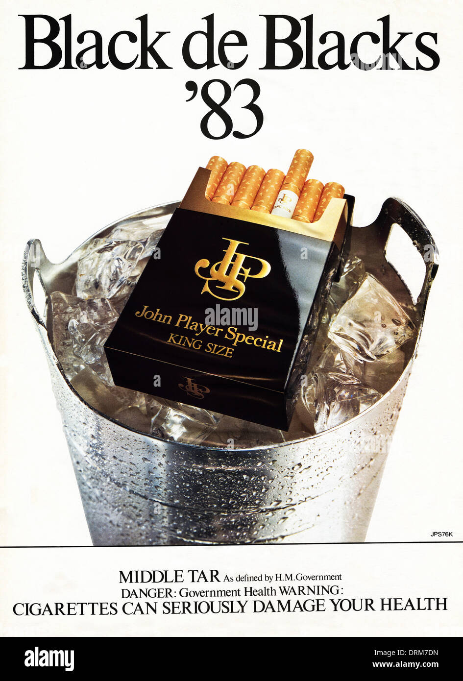 1980 magazine de mode publicitaire cigarettes JOHN PLAYER SPECIAL avec avertissement de santé du gouvernement, une pub vers 1983 Banque D'Images