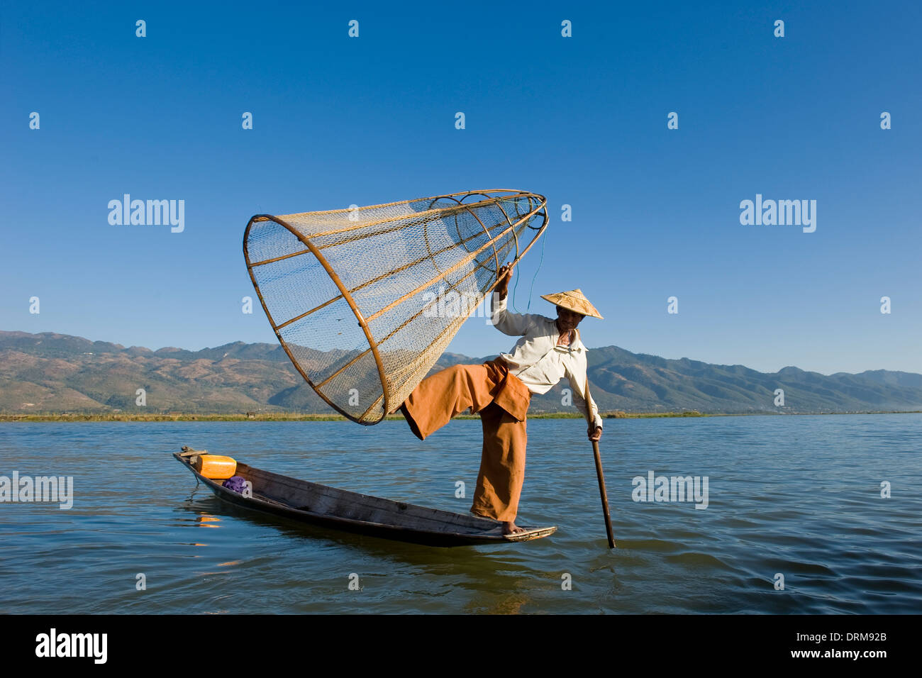 Myanmar, au lac Inle, pêcheur Banque D'Images