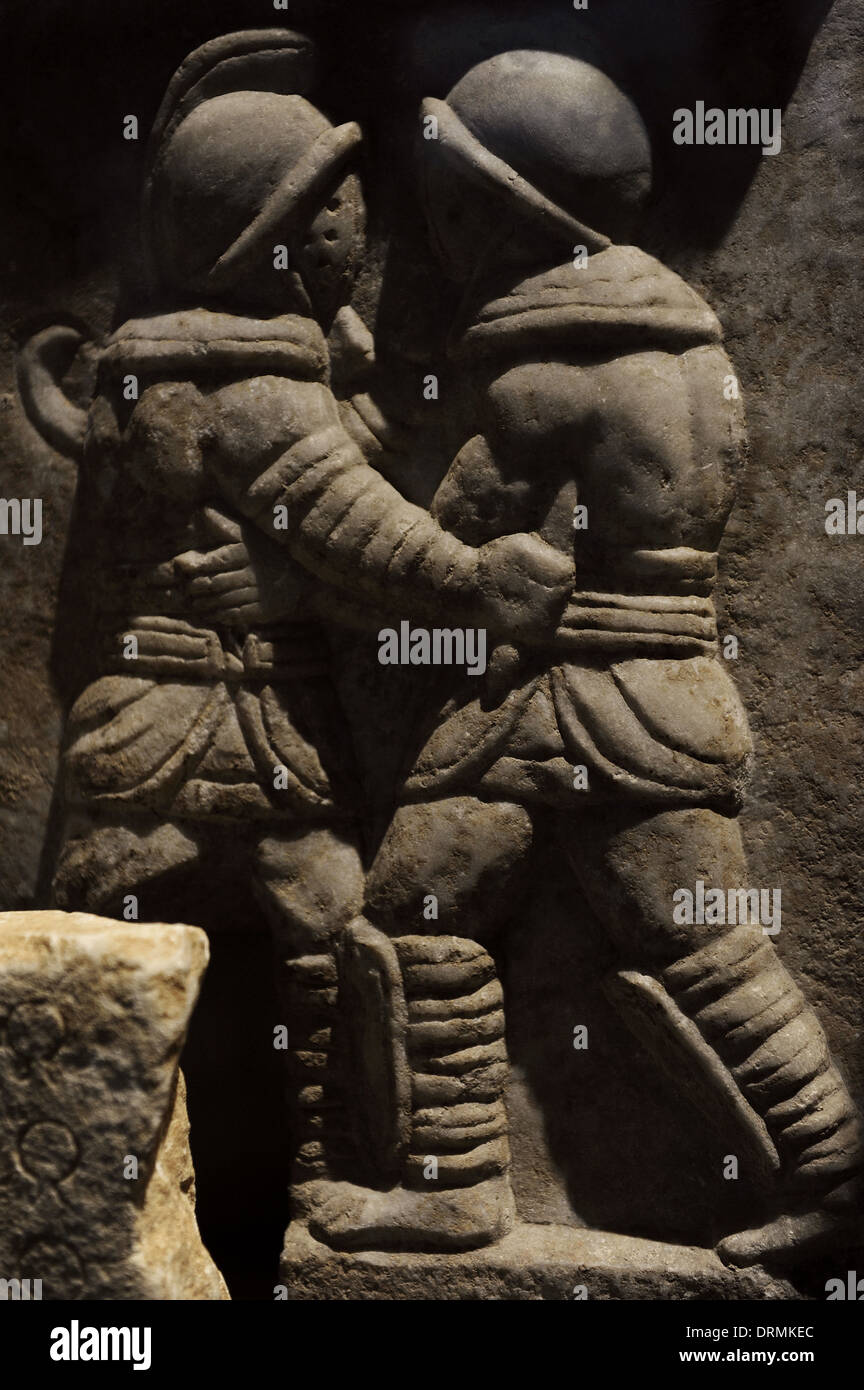 Roman relief représentant un combat de gladiateurs. En. 3e siècle. À partir d'Éphèse, en Turquie. Banque D'Images