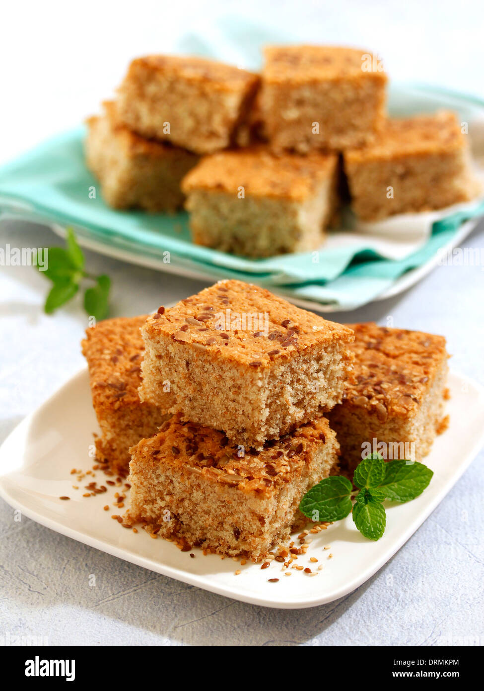 Gateau De Farine Complete Avec Les Graines Recette Disponible Photo Stock Alamy