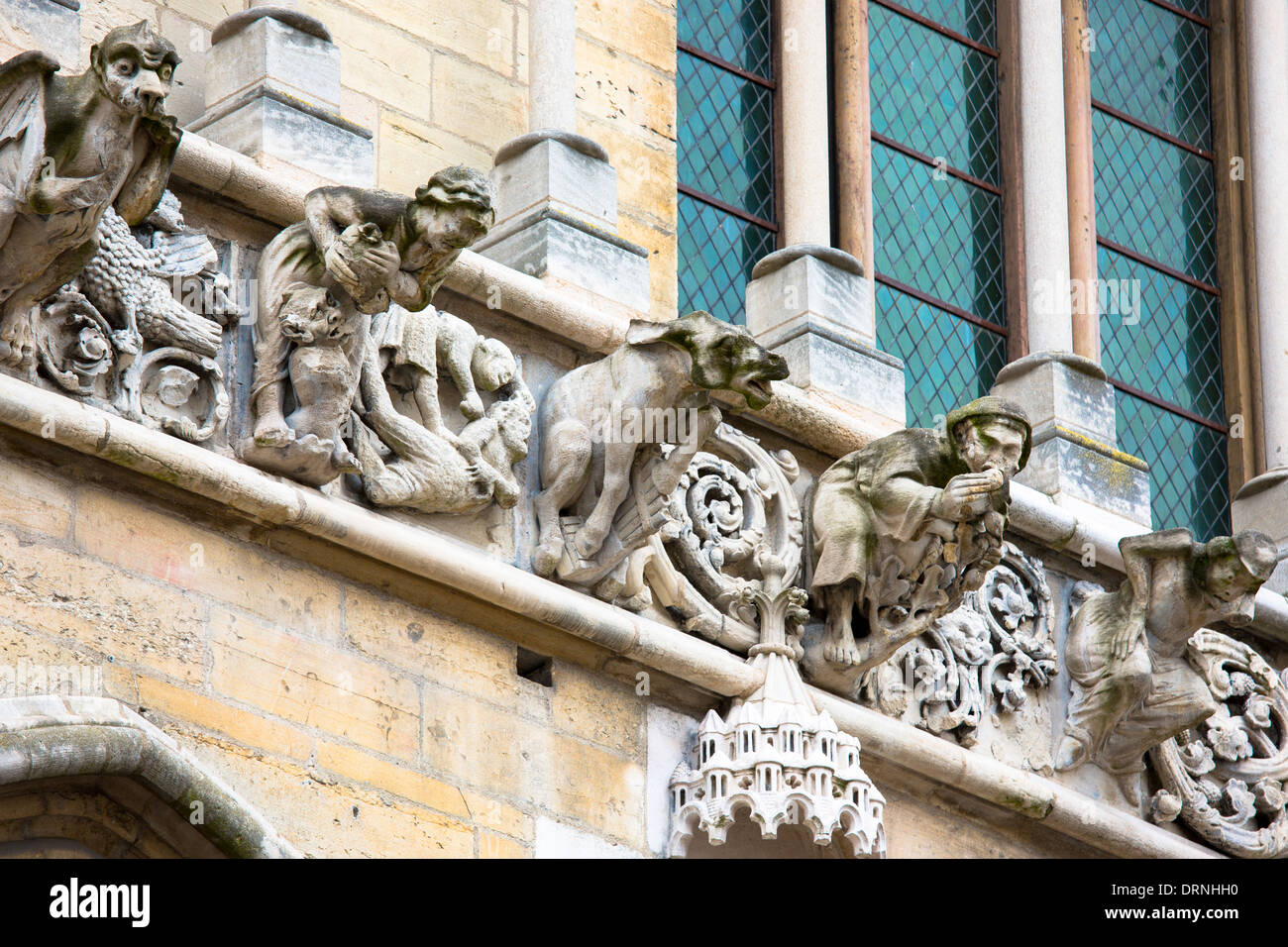 Les gargouilles de la Cathédrale Notre Dame de Dijon en Bourgogne Banque D'Images