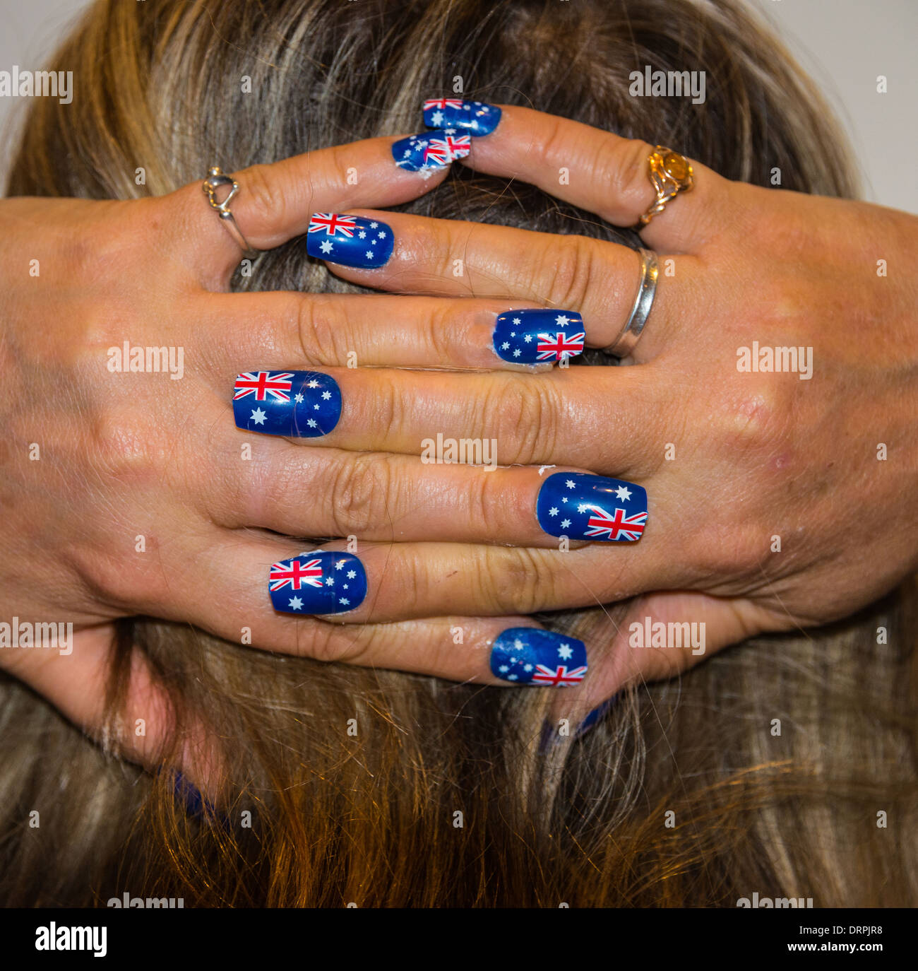 Nail Art drapeau australien sur les doigts Banque D'Images
