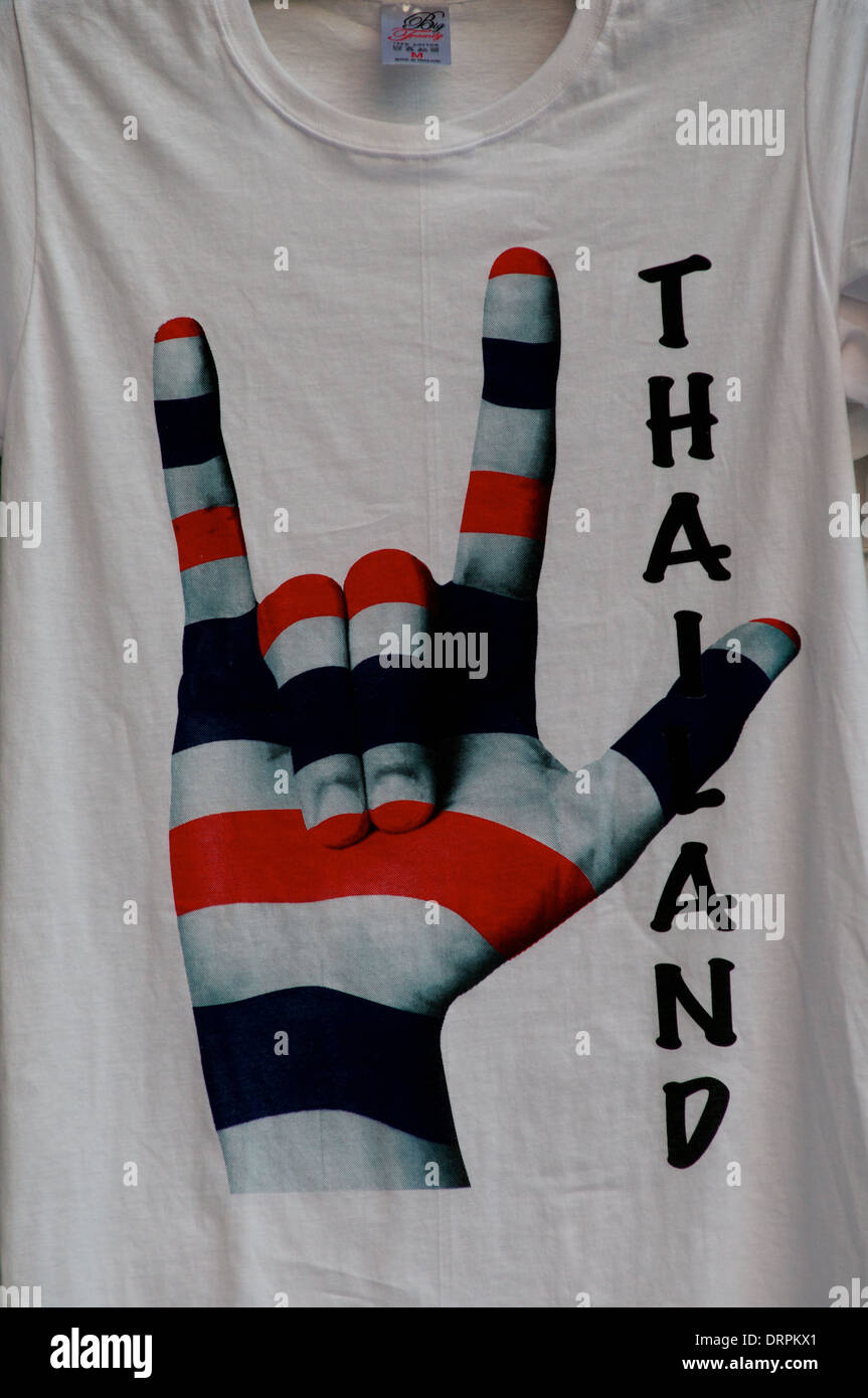 Bangkok 'SHUTDOWN' T-shirt design w/ Thai couleurs nationales. Bangkok, Thaïlande Banque D'Images