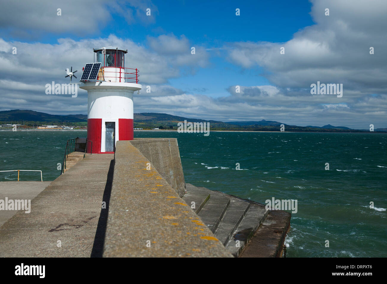 Phare du Port de Wicklow, Wicklow Town, comté de Wicklow, en Irlande. Banque D'Images