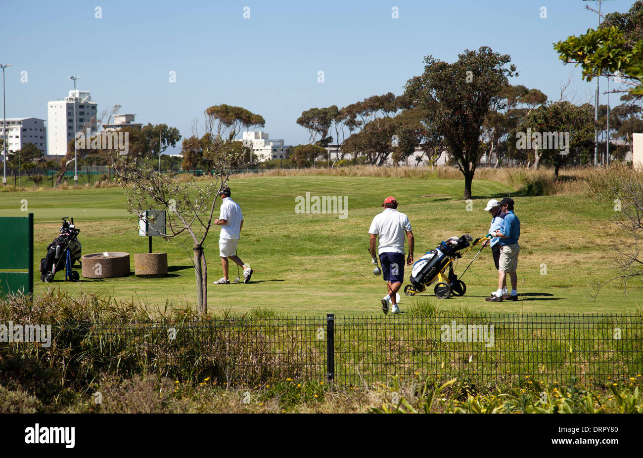 Le Point Vert Les golfeurs sur le cours de Green Point - Le Cap - Afrique du Sud Banque D'Images