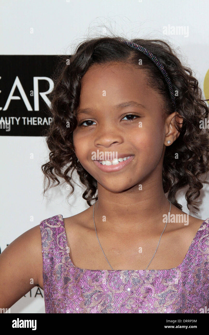 Quvenzhane Wallis à la 18e Conférence annuelle de Critics' Choice Movie Awards arrivées, Barker Hangar, Santa Monica, CA 01-10-13 Banque D'Images