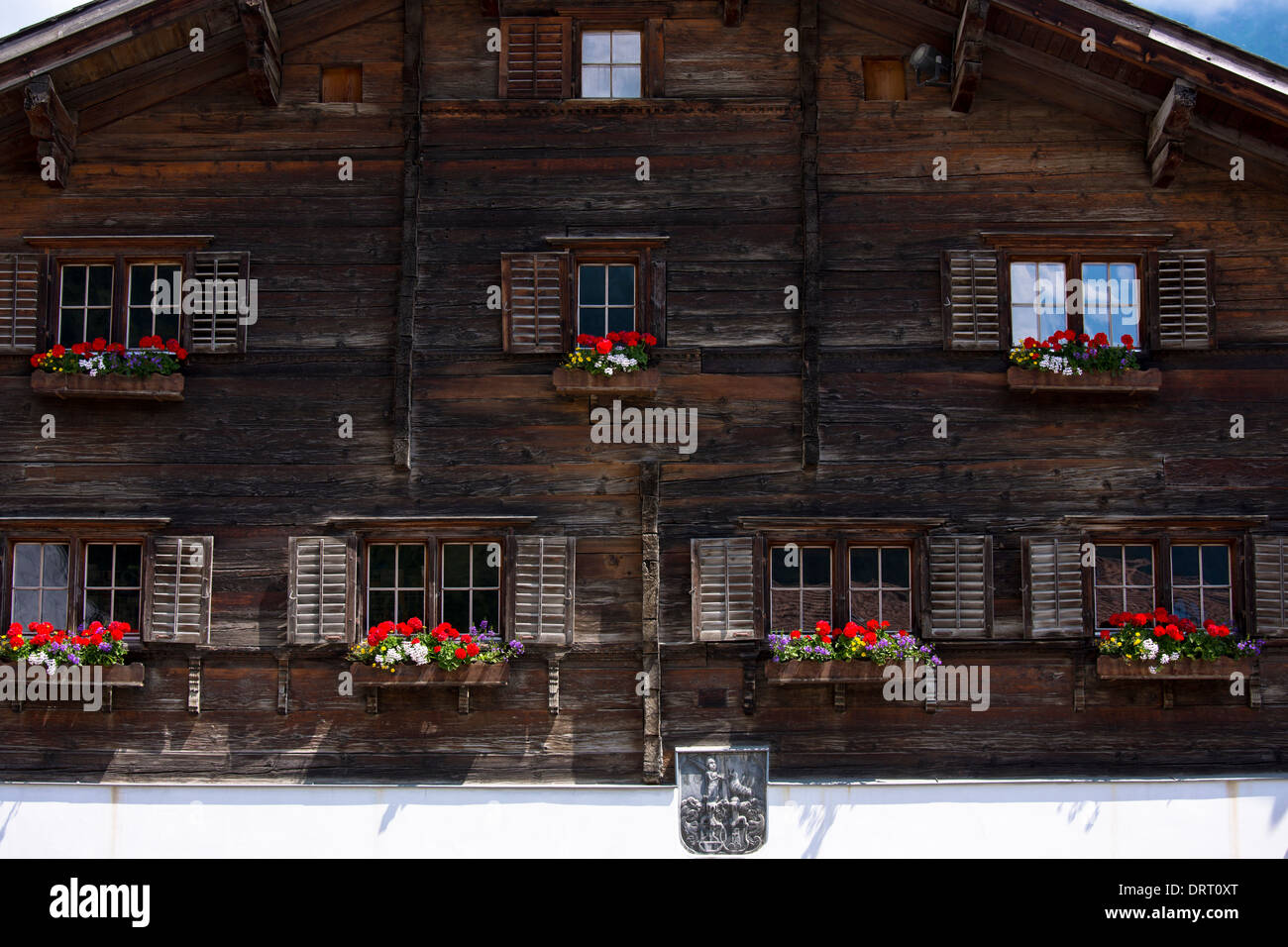 Rathaus du XVIIe siècle, Haus Jeuch, hôtel de ville construit en 1680 à Klosters, Graubunden, Suisse Banque D'Images