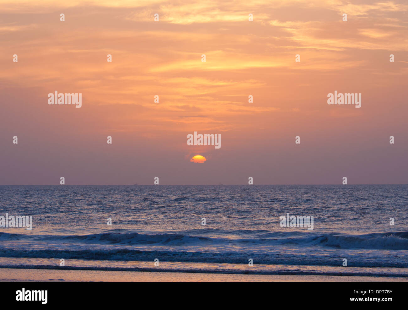 Lever de soleil sur l'océan Atlantique au sud de la floride Banque D'Images