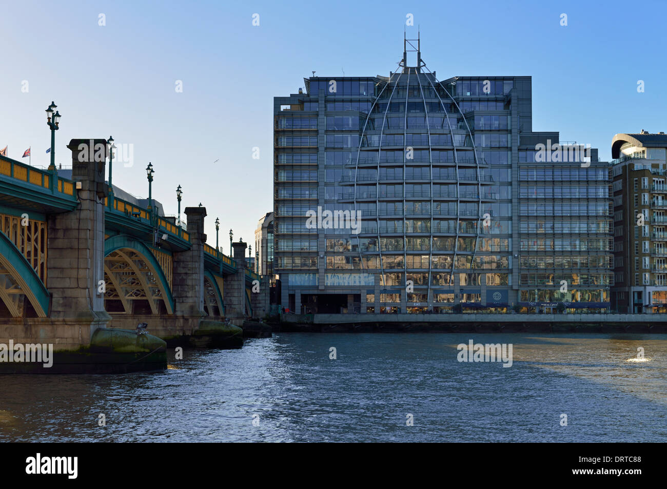 L'Ofcom, Riverside House, 2a Southwark Bridge Road, London SE1, Royaume-Uni Banque D'Images