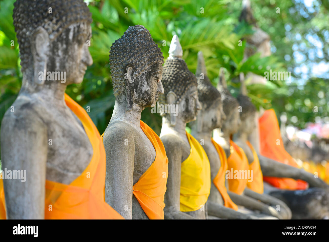 L'état de bouddha de Wat Yai Chaimongkol à Ayutthaya, Thaïlande Banque D'Images