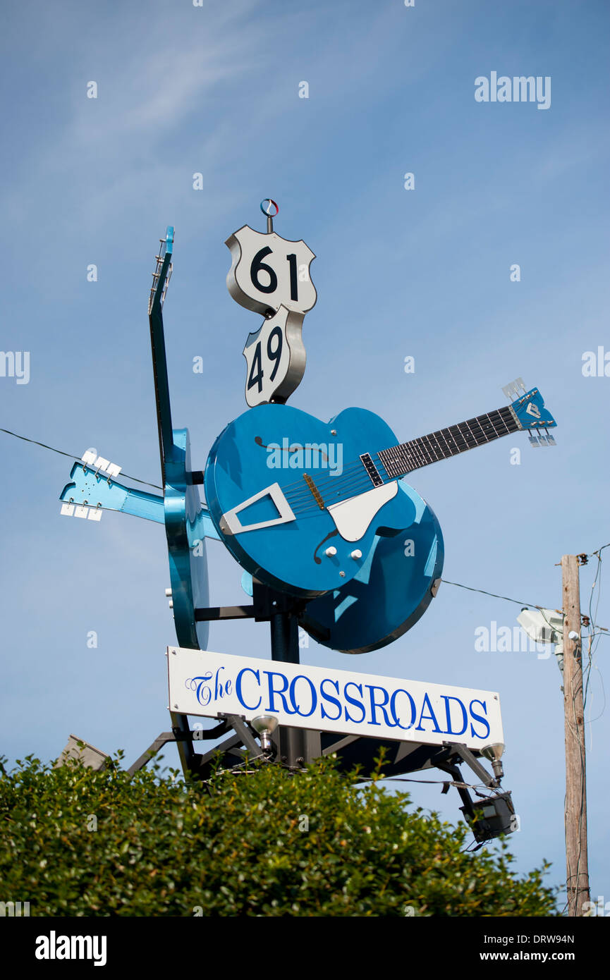 USA Mississippi MS Miss Clarksdale street road sign signe pour le blues crossroads Banque D'Images