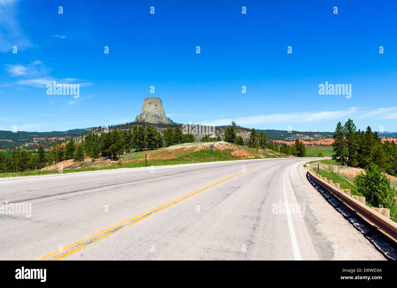 Devils Tower National Monument de SR 24, route d'Crook Comté, Black Hills, Wyoming, USA Banque D'Images