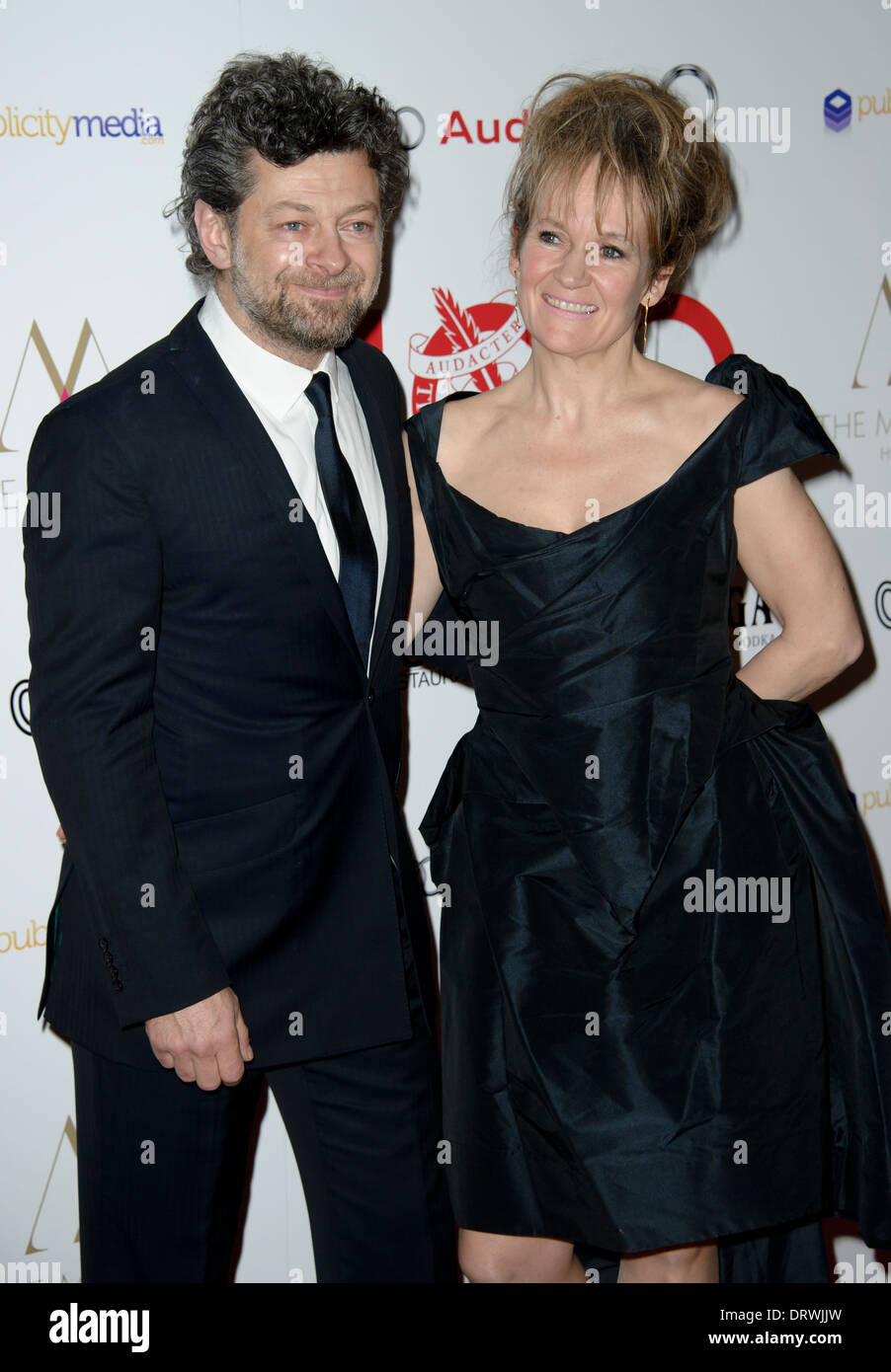 Andy Serkis et Lorraine Ashbourne arrivent pour le London Critics Circle Awards, à Londres. Banque D'Images