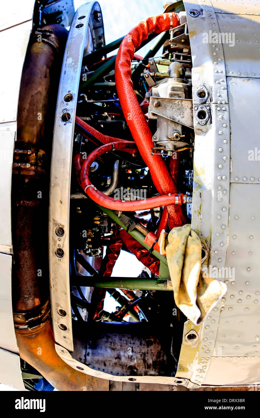 Le moteur Wright Cyclone d'un B17 Flying Fortress WW2 underging plan de ...