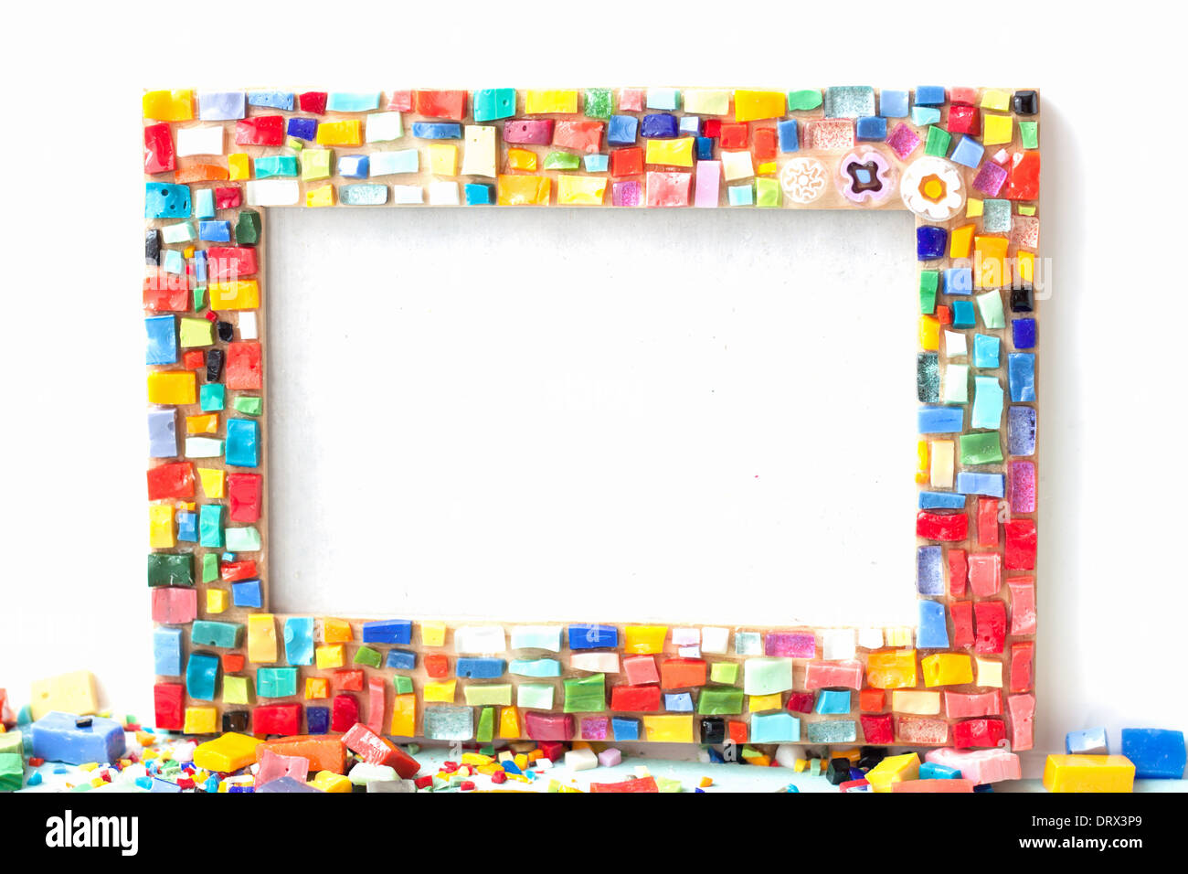 Mosaïque du châssis passe-temps artisanat coloré fait main [isolé sur blanc] personne n'objet minéral couleurs 'copie' de l'espace Banque D'Images