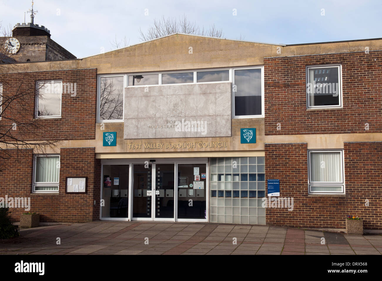 Le Conseil d'arrondissement de La Vallée d'essai, les bureaux de la rue de l'Église, Romsey, New Hamsphire, England, UK. Banque D'Images