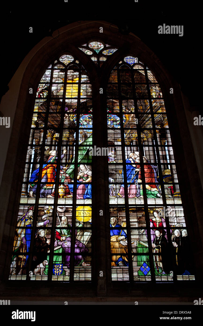 L'Annonciation et la Visitation, 16e siècle vitrail dans Oude Kerk (vieille église) à Amsterdam, Hollande. Banque D'Images