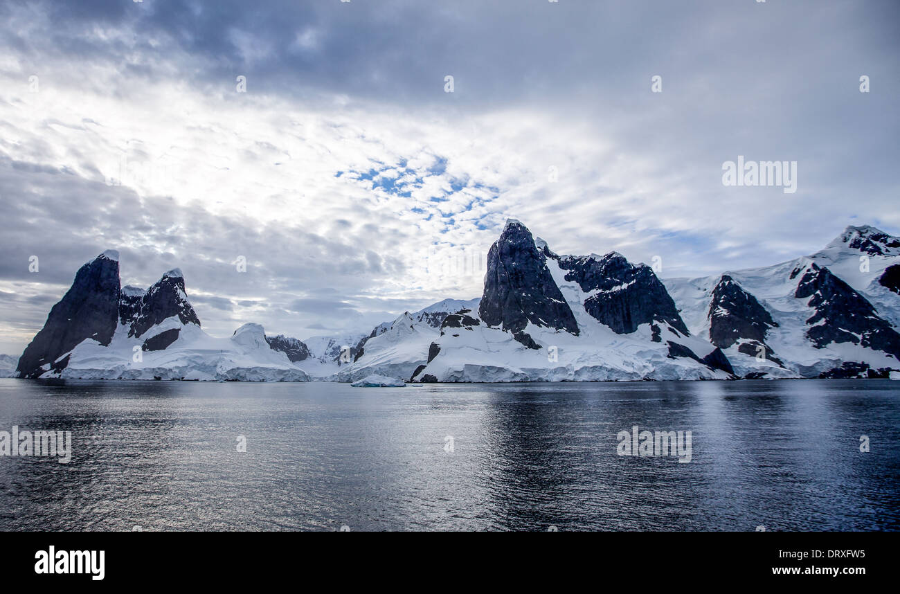 Superbe paysage Antarctique Banque D'Images