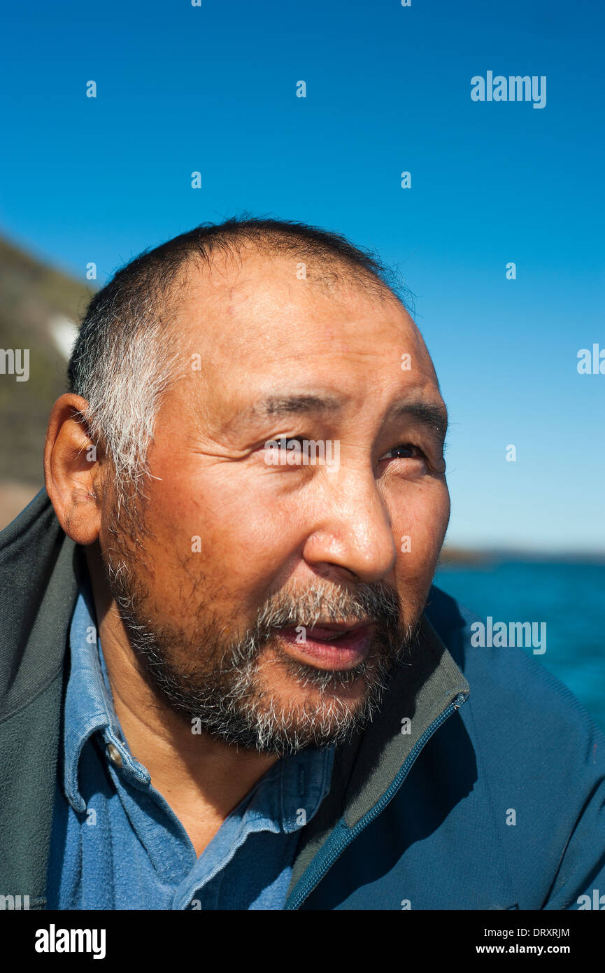 Guide de pêche des Inuits de l'Arctique canadien. Banque D'Images