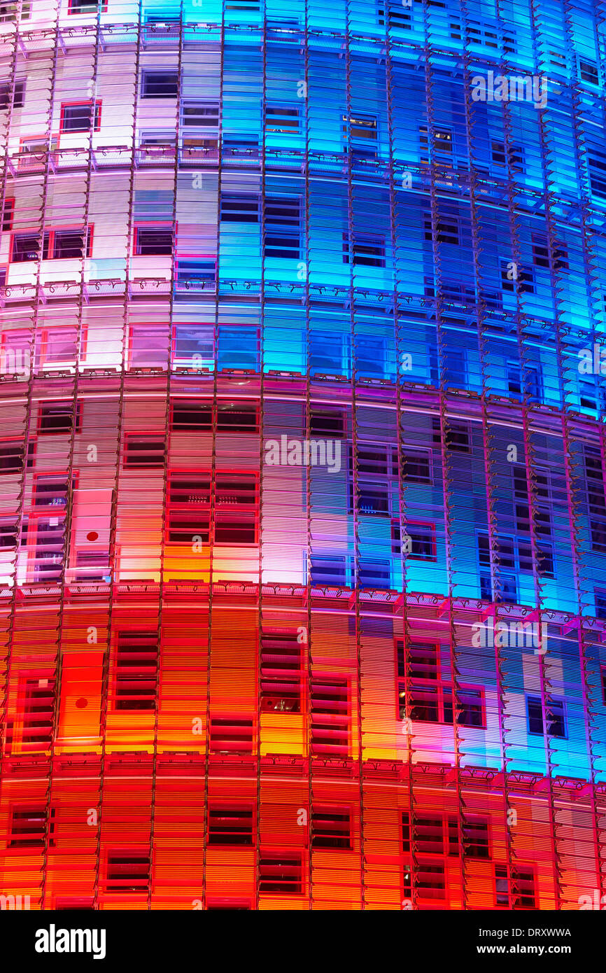 Torre Agbar, par l'architecte Jean Nouvel. Barcelone. La Catalogne. Espagne Banque D'Images