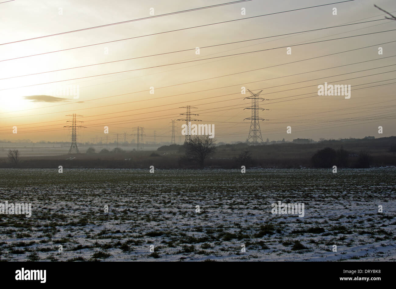 Photo de poteau haute tension. Banque D'Images