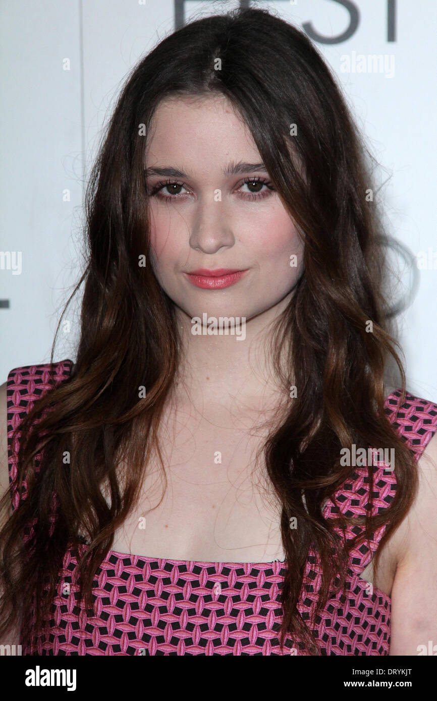 Alice Englert au gingembre et 'Rosa' Projection Spéciale Festival de 2012, Chinese Theatre, à Hollywood, CA 11-07-12 Banque D'Images