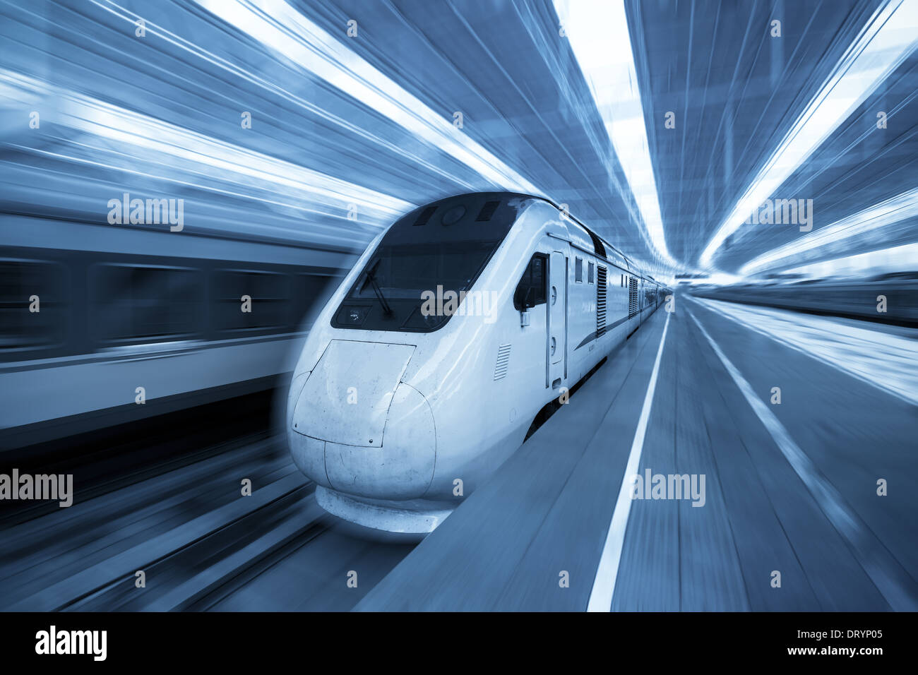 Train à grande vitesse ferroviaire Banque D'Images