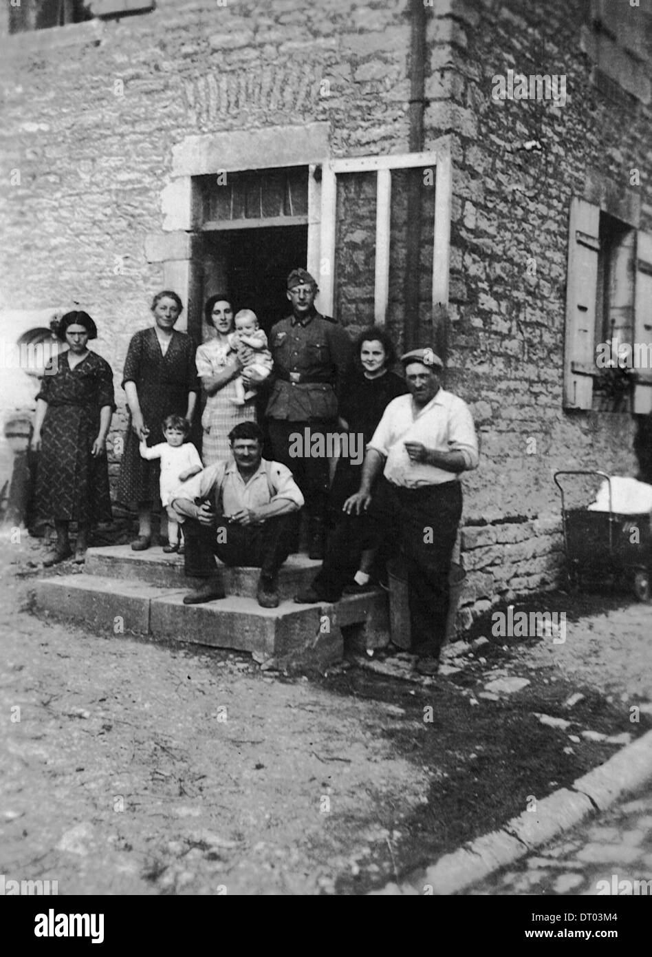 Maison de campagne france Banque d'images noir et blanc - Alamy