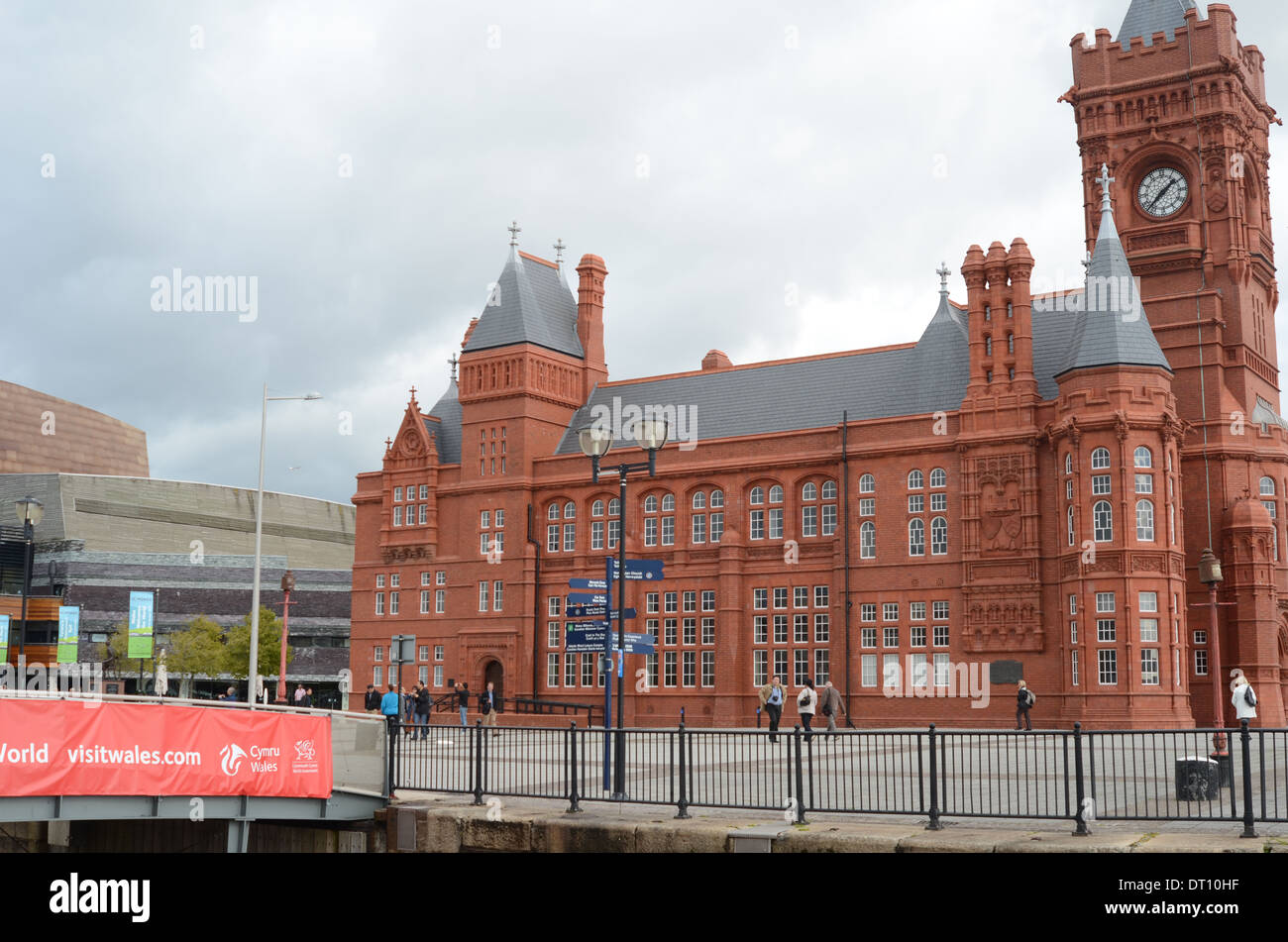 Redbrick Pierhead building, la baie de Cardiff, Pays de Galles, Royaume-Uni Banque D'Images